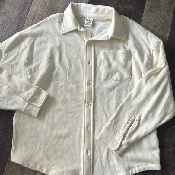 NWT VS PINK Oversized Reverse Fleece Shacket - Picture 2 of 6